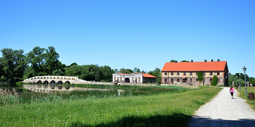 <p>Dvaro malūnininko namas. Viešbutis ir autentiškas tiltas</p>
